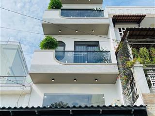 Chủ nhà định cư bán gấp nguyễn trãi, p11, q5. dt 80m2. giá 2ty800tr cho thuê 20 triệu/th. shr