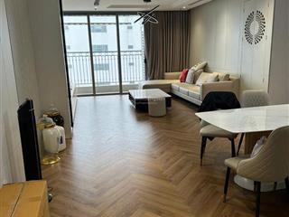 Cho thuê căn hộ 3 phòng ngủ full nội thất 118m2 vinhomes nguyễn chí thanh  em sơn