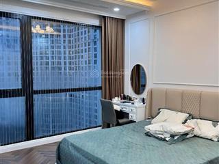 Bán căn 2 phòng ngủ 107m2 vinhomes royal city giá 12 tỷ 8 net  em sơn royal