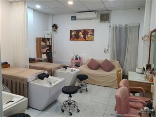 Sang nhượng tiệm nail, gội đầu, spa quận 4