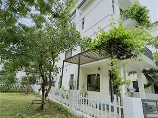 Chính chủ cần bán căn biệt thư đơn lập đẹp nhất kđt vinhomes thăng long