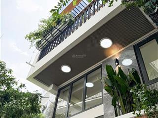 Hơn 3tỷ sỡ hữu nhà đẹp chất , đường vĩnh hội, phường 4, quận 4. dt 65m2 (5,2x 12,5m), sổ hồng riêng