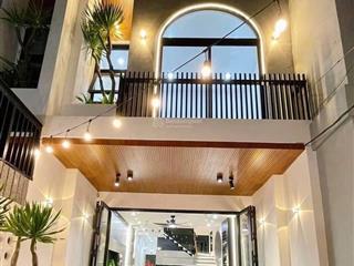 Chủ lỗ vốn kinh doanh bán gấp giá 2tỷ5 quay đầu, tại quận 6. dt 58.5m2, shr, hđtcao 14triệu/1tháng.