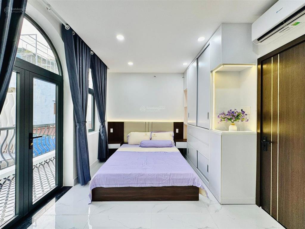 Nhà đẹp giá tốt 3,9 tỷ bán gấp cam kết không tăng giá tại quận 10. dt 55.65m2, shr, hđt cao 20tr/th