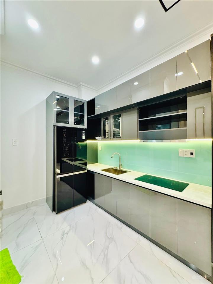 Nhà đẹp giá tốt 3,9 tỷ bán gấp cam kết không tăng giá tại quận 10. dt 55.65m2, shr, hđt cao 20tr/th