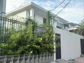 Chủ kẹt tiền bán đất giá cực tốt 3,4tỷ ở kdc quận 8. sổ hồng trao tay, dt 92m2, ngang chuẩn 5m,plc