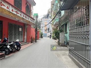 Chủ mót bán .lạc long quân cầu giấy nhà dân xây khung cột bê tông chắc chắn 4 ngủ gần phố 7.3tỷ tl