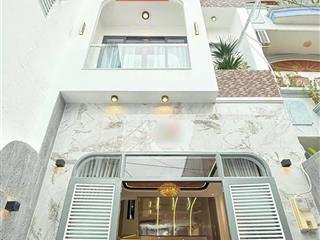 Phường 15, quận 4, tôn đản 68m2 1tỷ890. sổ hồng riêng chính chủ
