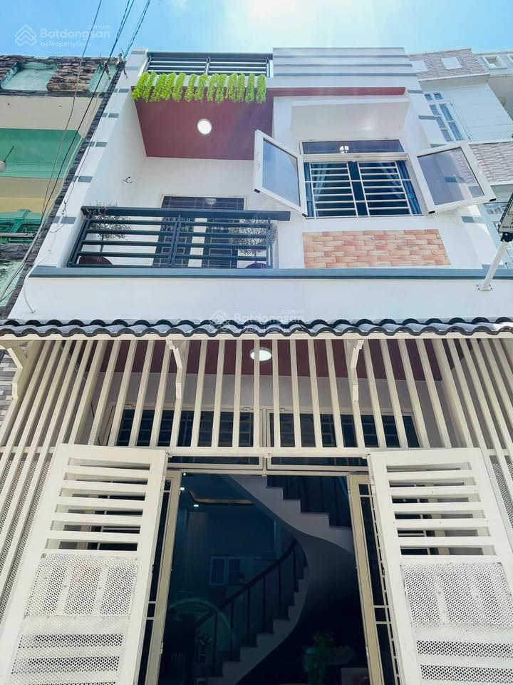 Chính chủ gửi bán nhà 28m2 2tỷ050 đường phan văn hân p17 bình thạnh. sổ hồng riêng