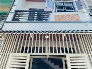 Chính chủ gửi bán nhà 28m2 2tỷ050 đường phan văn hân p17 bình thạnh. sổ hồng riêng