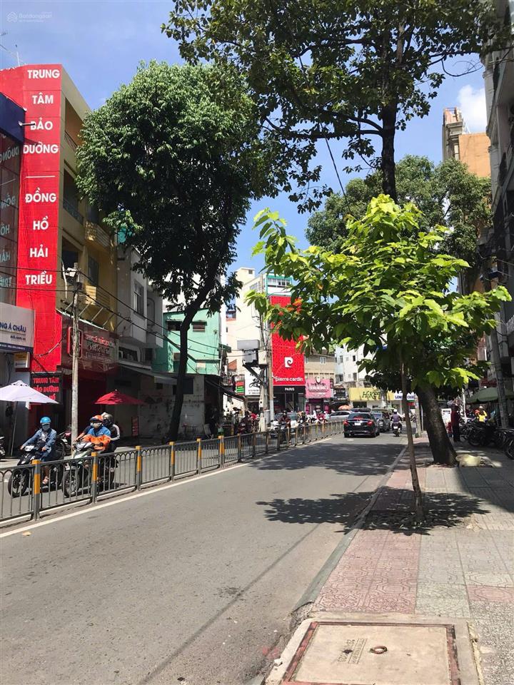 Tòa nhà 5 tầng thang máy đề thám, phường cô giang  quận 1. hdt 90tr/th. giá 32 tỷ