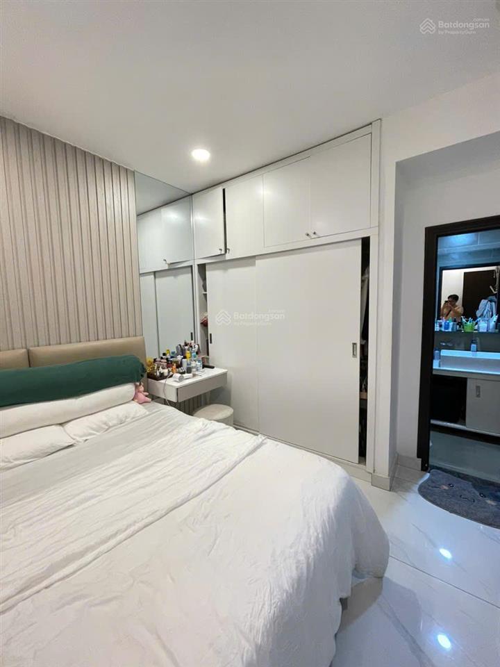 Cần bán cc xi grand court dt 90m2 3pn 2wc full nt tầng cao + sổ giá 7.2 tỷ  0909 368 *** hân