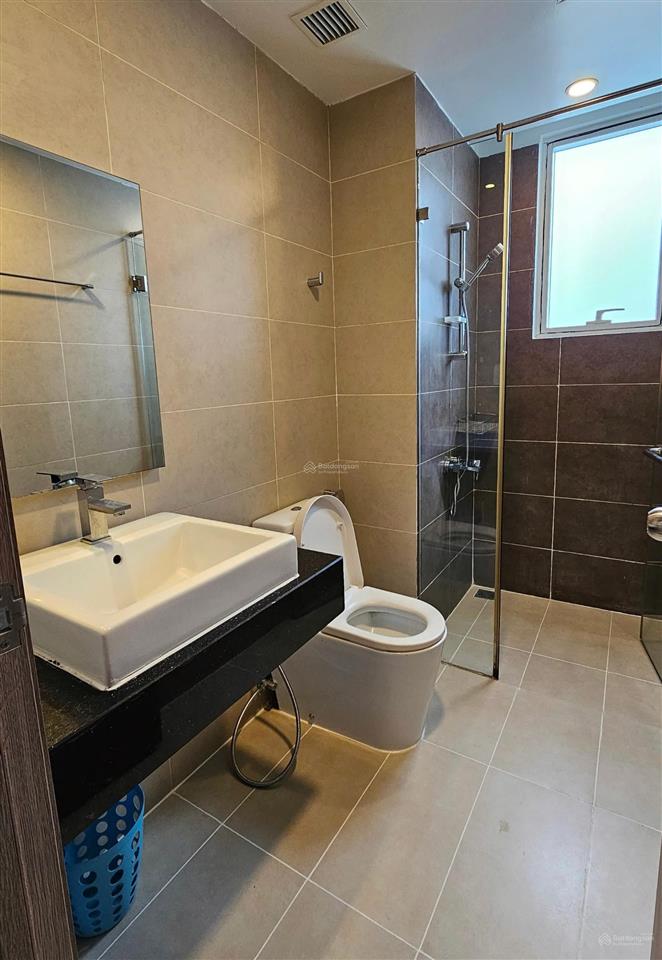 Cần bán căn hộ penhouse babylon dt 103m2,3pn + 75m2 sân tặng nt, sổ hồng giá 6 tỷ 0909 368 ***