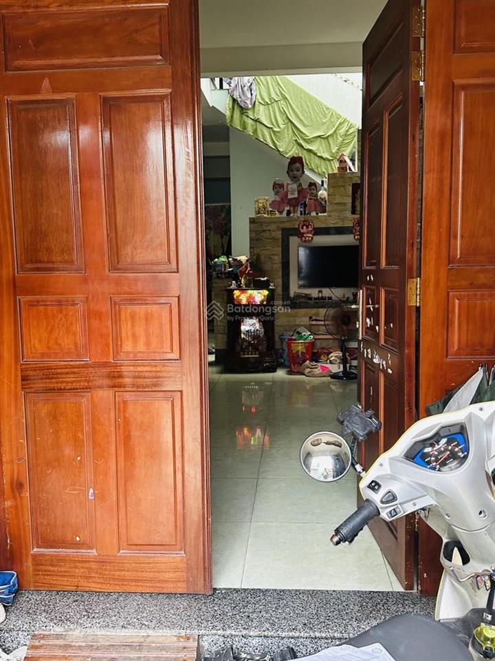 Gần 170m2 (6x28m)  dòng tiền khủng hơn 300 triệu/năm  phan văn hớn  chủ ngộp bank