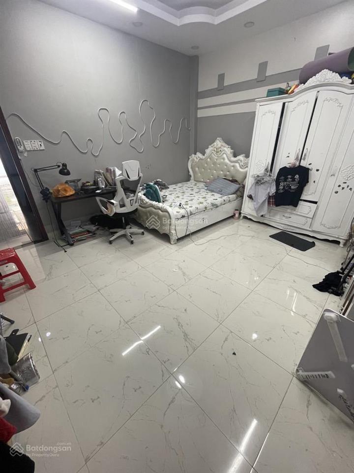 Nhà 3 tầng btct  90m2(5x18)  phan văn hớn  tân thới nhất  hxh thông  sổ vuông a4