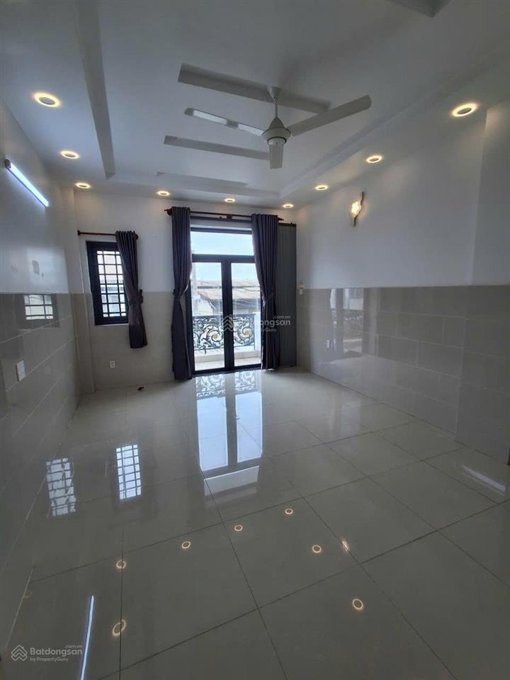 Bình tân, bình trị đông, gần mặt tiền, nhà đẹp 5 tầng, thang máy, giá rẻ