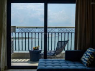 Bán căn góc 2pn tầng 20 view biển và phố, green hòa bình golden bay, đà nẵng