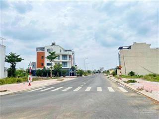 Ra gấp trong tuần lô 147m2 ngay đường lê duẩn  gần công viên 3a  cách sb long thành 7p chỉ 2,25tỷ