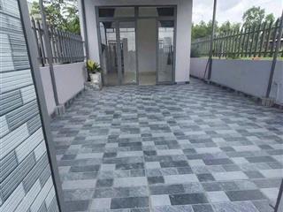 Bán nhà mỹ hạnh bắc đức hoà long an dt 100m2, sổ hồng riêng giá 1tỷ300.  0767 179 ***