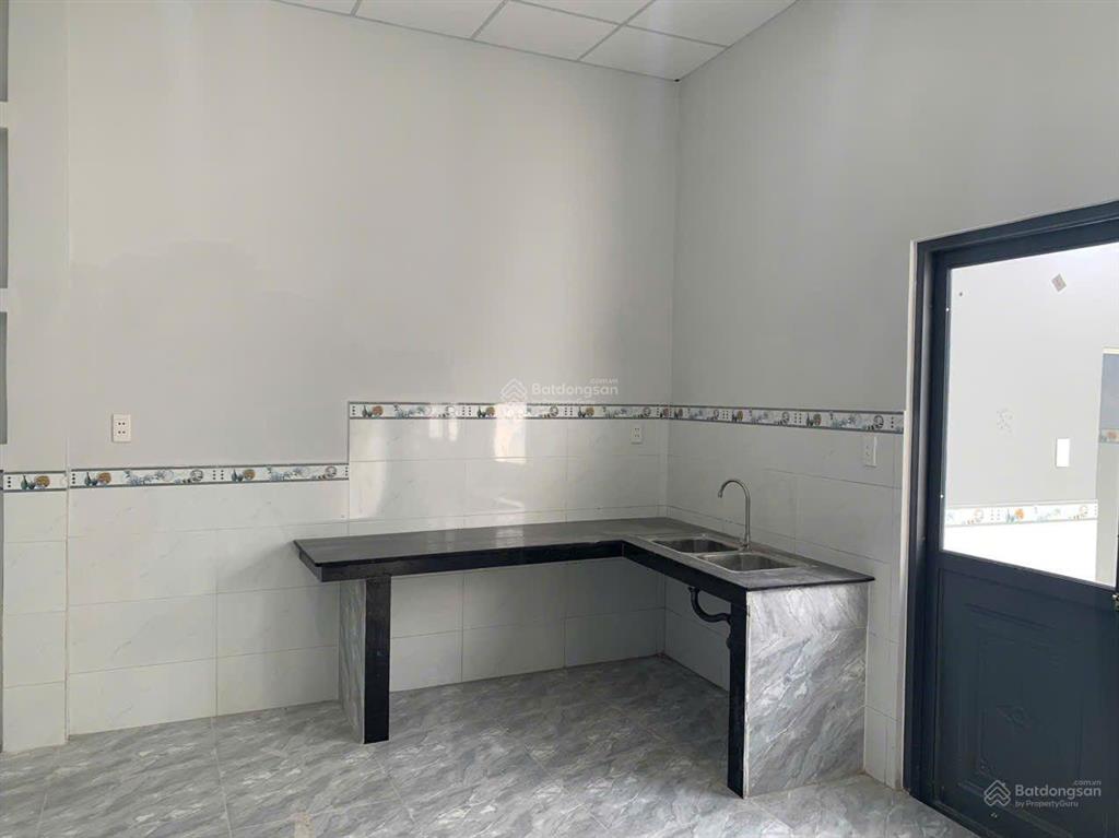 Bán nhà trong kdc trần anh mỹ hạnh nam đức hoà long an dt 100m2 shr giá1tỷ850  0767 179 ***