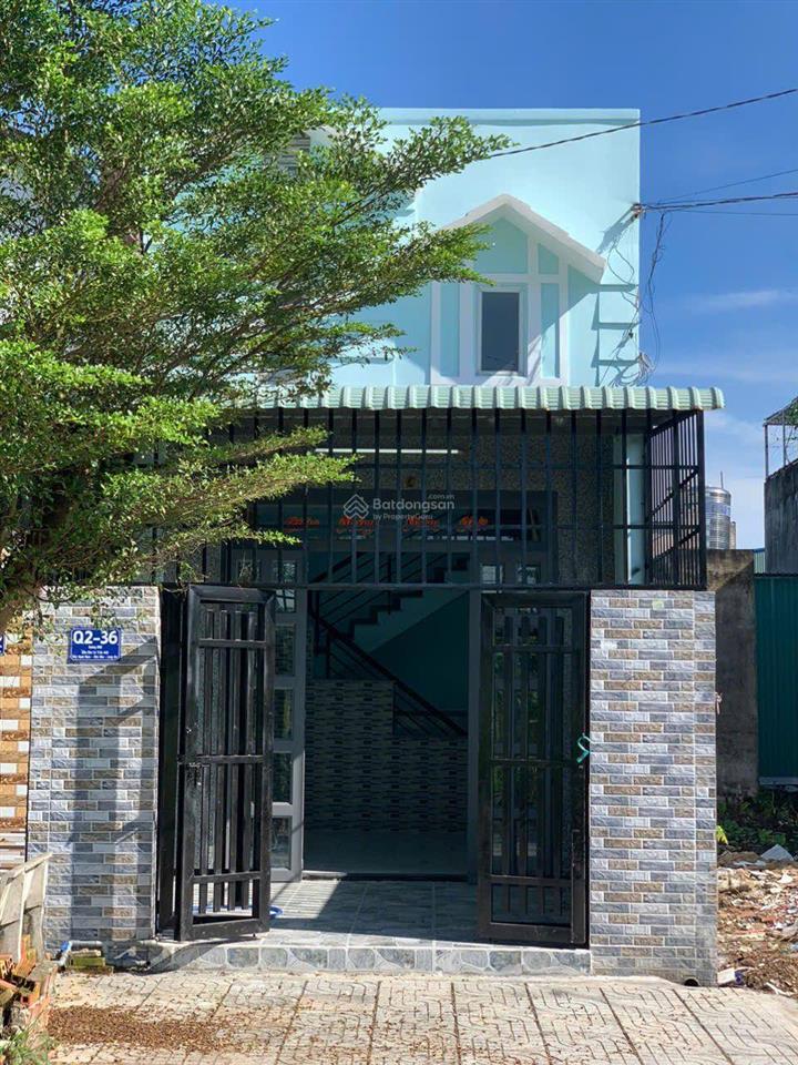 Bán nhà kdc trần anh mỹ hạnh nam đức hoà long an dt 72m2 sổ hồng riêng, giá 1tỷ850  0767 179 ***