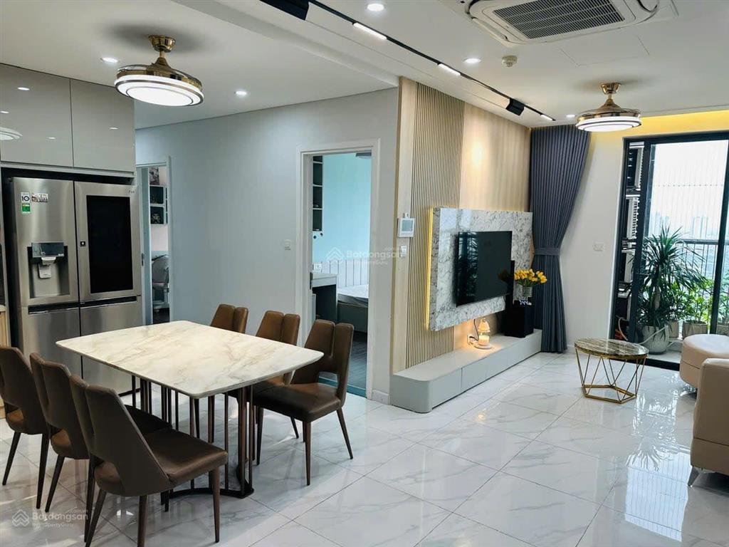Chính chủ cần bán gấp căn 2 ngủ mỹ đình pearl  72,67m²  view hồ  full nội thất  giá chỉ 8 tỷ