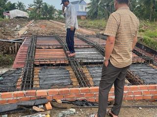 Bán đất ngay công an huyện vũng liêm, vĩnh long, dt 170m2, full thổ cư, shr