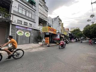 Chủ kí gửi nhà cần bán gấp đ.tân thành, p.12, q.5, dt 71,4m2, giá 2 tỷ 950 tl, sổ hồng riêng