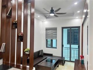 Chính chủ kí gửi bán gấp nhà đ. chiến thắng, p. 9, q. phú nhuận, dt 60m2, sổ hồng riêng