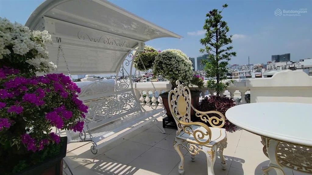 Biệt thự tân cổ điển  mt trần văn kiểu, p. 10 quận 6  dt 20x50m (cn 1.200m2)  hầm + 4 tầng, st