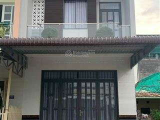 Cần bán nhà gần nút giao mỹ yên  bình chánh giá tốt nhất khu vực