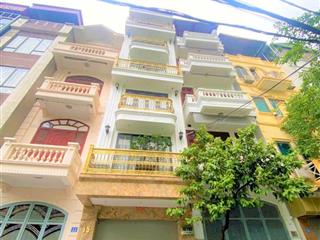 [ hàng kín]  17,5 tỷ  nguyễn văn huyên  gara oto  45,8m2  mt 4,05m  thang máy  kinh doanh