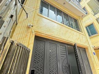 [ khẩn cấp] 61m2  mt 5,3  16 tỷ  5 tầng phố dịch vọng hậu  ngõ thông  kinh doanh  ô tô.