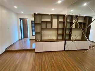 Tin nóng  tập thể hoàng quốc việt! tầng 3  70m2  3,85 tỷ  oto đỗ cửa  tiện ích ngập tràn.
