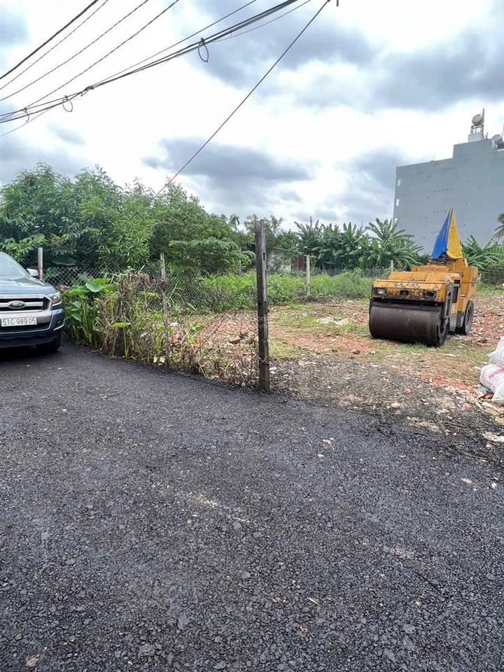 Bán đất mặt tiền hẻm 306 gần cầu 5.6x34=209m2 thổ 202m no hậu 6,19m xây 1 hầm, trệt, 1 lửng 3 lầu