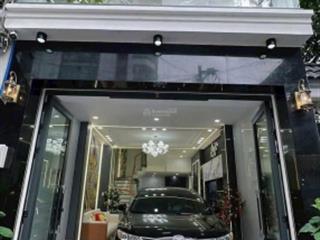 Bán nhanh nhà kinh doanh đường lão tử p11 q5. dt 72m2 giá 3tỷ5 gần chợ phùng hưng. đang thuê 26tr/t