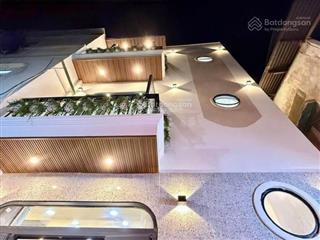 Bán nhà trần bình trọng p3 q5. giá 4tỷ380/83,2m2 gần trường kinh tế đối ngoại. đang cho thuê 30tr/t