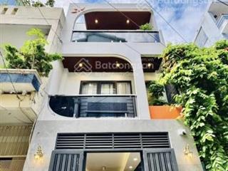 Kẹt vốn bán nhà đoàn công bửu, p. võ thị sáu q3. giá 3tỷ2/72,7m2 gần nhà khách t78. cho thuê 22tr/t