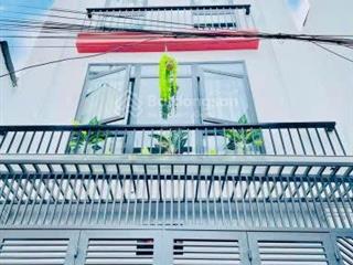 Bán nhà nguyễn thị minh khai  bến thành q1. giá 4tỷ9/83,7m2 gần chợ bến thành. đang cho thuê 30tr