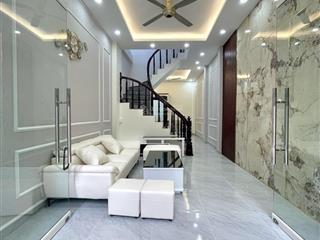 Bán nhà 35m2 mỗ lao hà đông, chân toà hồ gươm plaza, đường nguyễn văn lộc. vị trí đẹp oto đỗ cửa