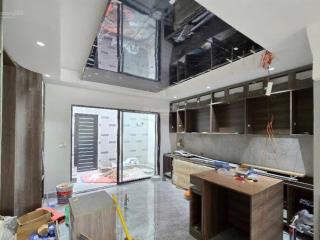 Bán nhà 3 tầng 3 mê đường huỳnh ngọc đủ hoà xuân cẩm lệ full nội thất