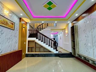 Bán nhà 3 tầng đường 5m5 hoàng minh giám  hoà xuân