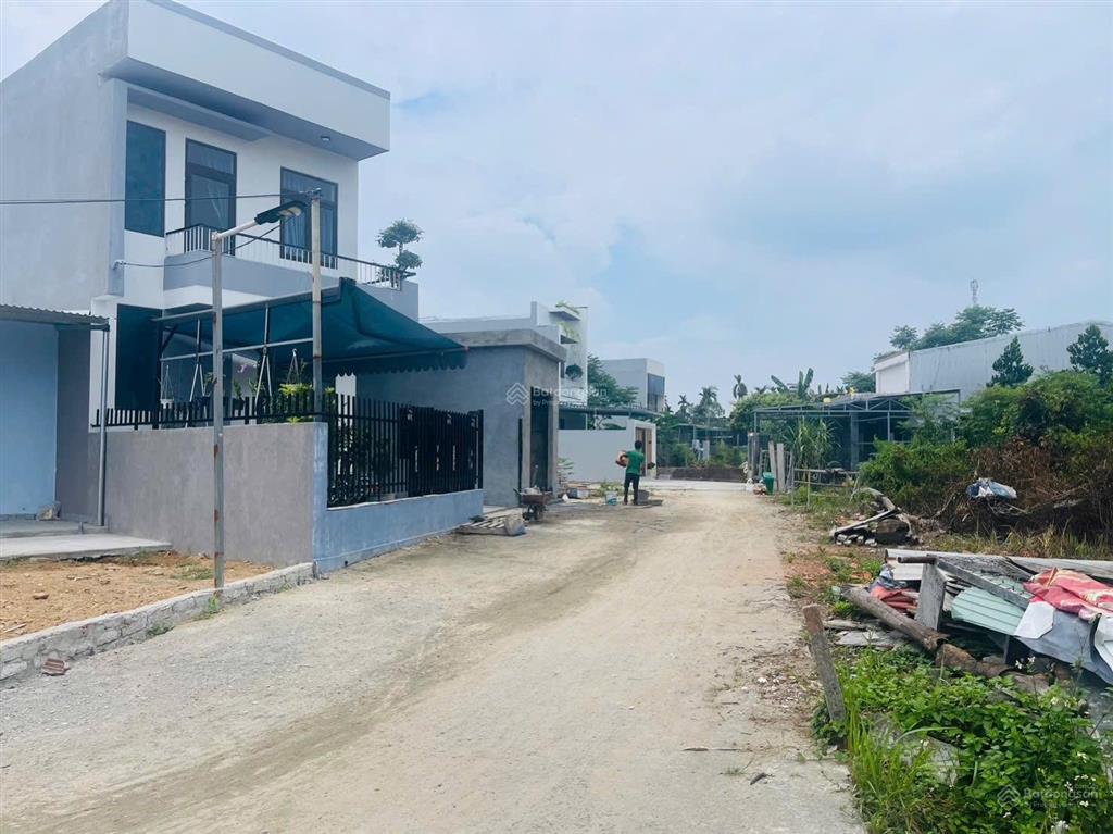 Bán lô đất đường ôtô thôn quang châu hoà châu  sáp nhập hoà xuân diện tích rộng thích hợp xây nhà