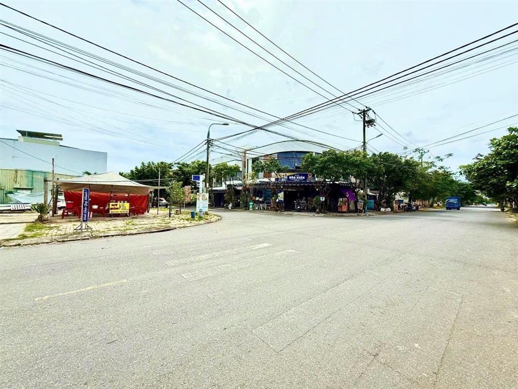 Bán lô góc mt văn tiến dũng và hoàng minh giám  hoà xuân đường 10.5m và 5m5 thích hợp buôn bán