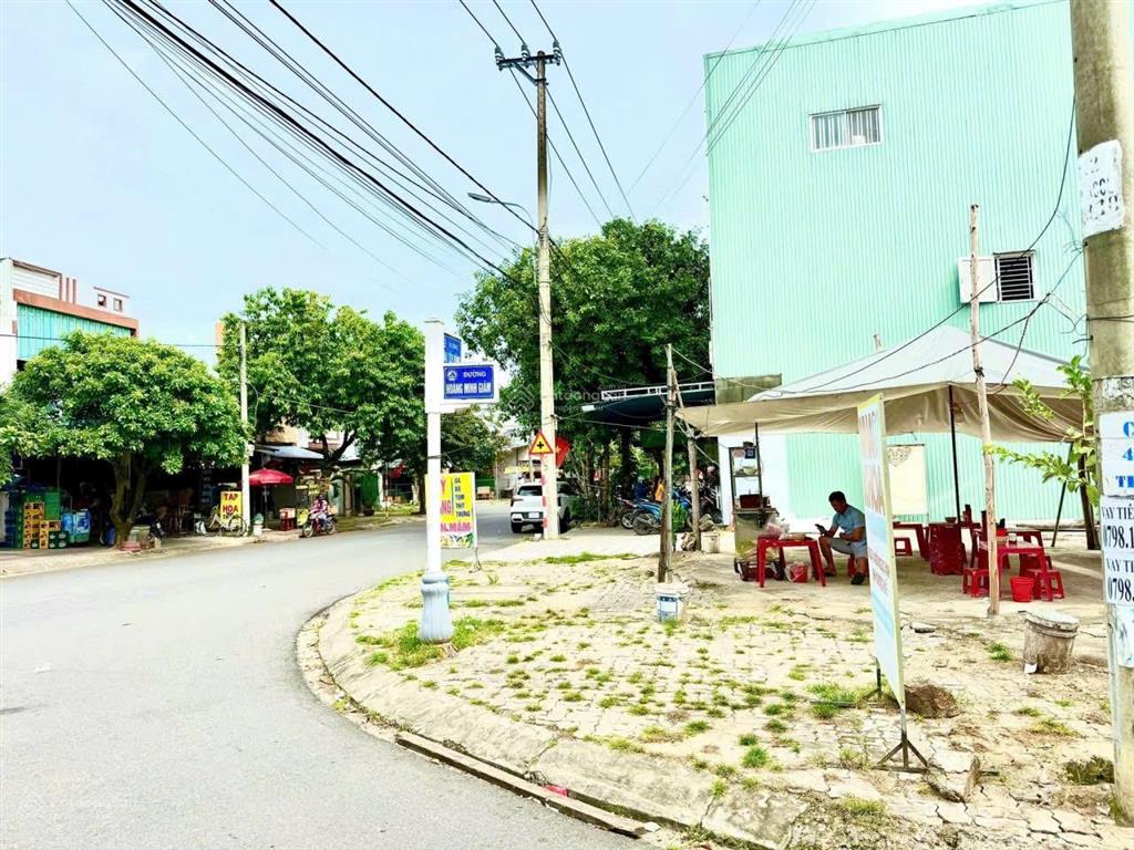 Bán lô góc mt văn tiến dũng và hoàng minh giám  hoà xuân đường 10.5m và 5m5 thích hợp buôn bán