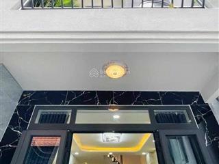Chị ly đi úc cần bán nhà cao thắngp12q10, gần nhà hát hoà bình. 75,2m2 đang cho thuê 17tr