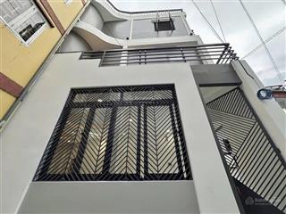 Cần tiền bán nhà trần bình trọngp1q5, gần cao đẳng kinh tế đối ngoại. 3tỷ680/87,9m2 cho thuê 22tr