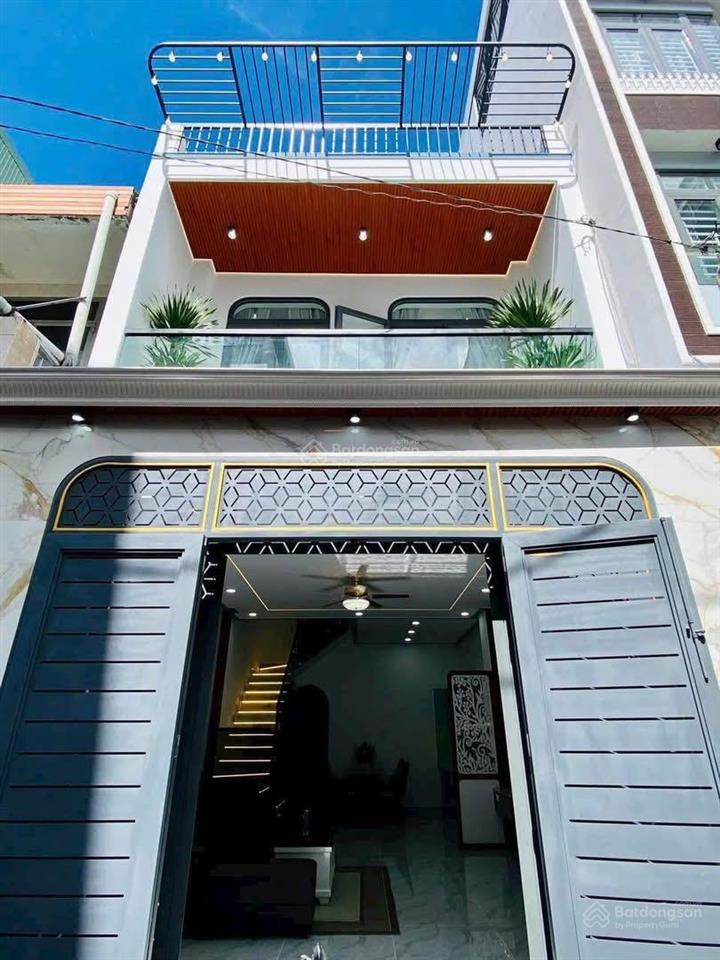 Cô vân đi mỹ ở cần bán nhà nguyễn thái bìnhq1, gần chợ dân sinh. 4tỷ560/67,6m2 đang cho thuê 29tr