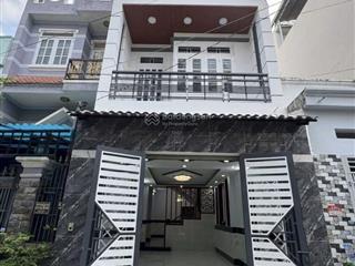 Bán nhà đẹp giá 3tỷ660/70,2m2 sẵn dòng tiền cho thuê 24 triệu. rạch bùng binhp9q3, gần ga sài gòn