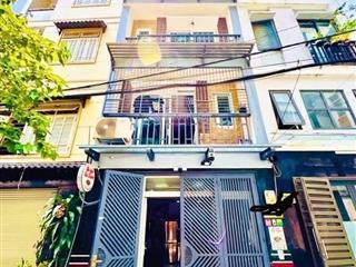 Giảm giá bán nhanh nhà đào duy từp15phú nhuận, gần chợ phú nhuận. 3tỷ720/82m2 đang cho thuê 28tr